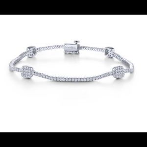 14K White Gold Diamond Tennis Bracelet 8 1/2”